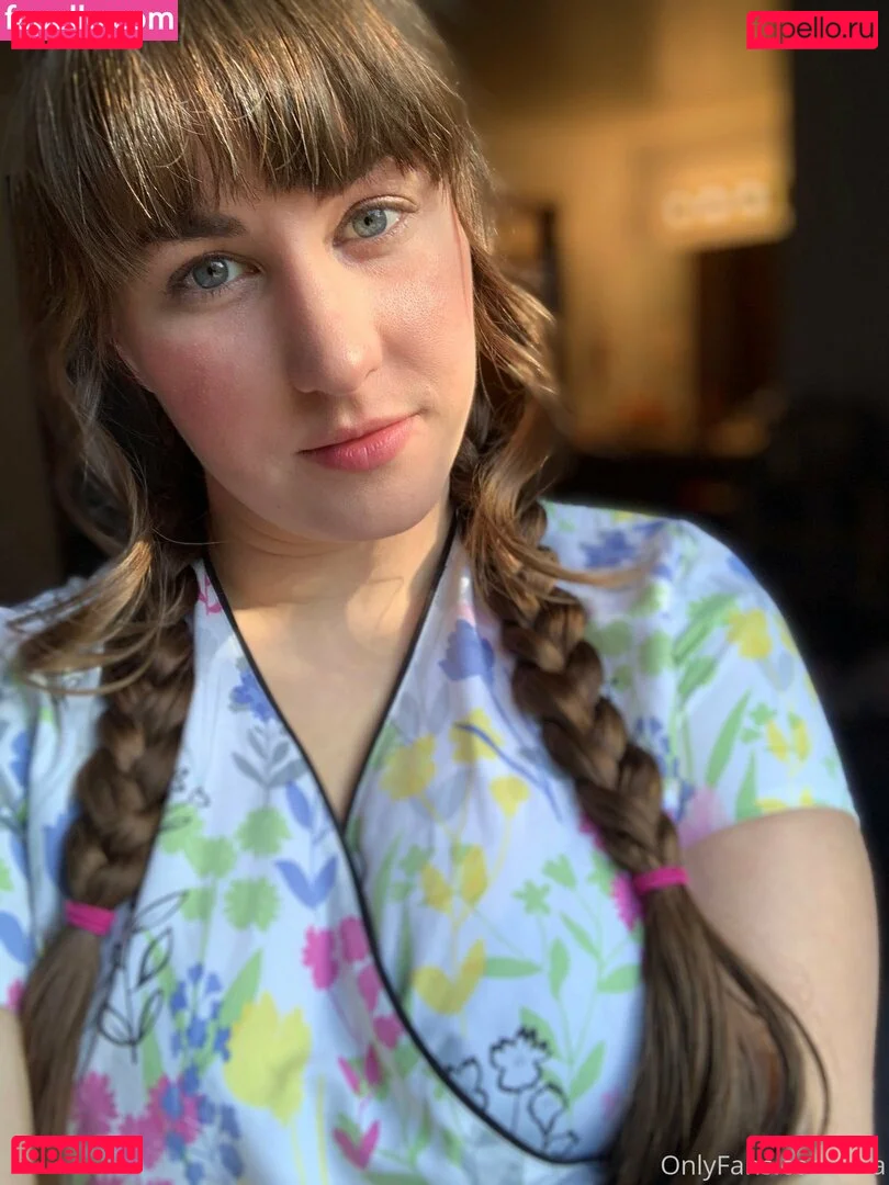 NSFWLeia Onlyfans Photo Gallery 