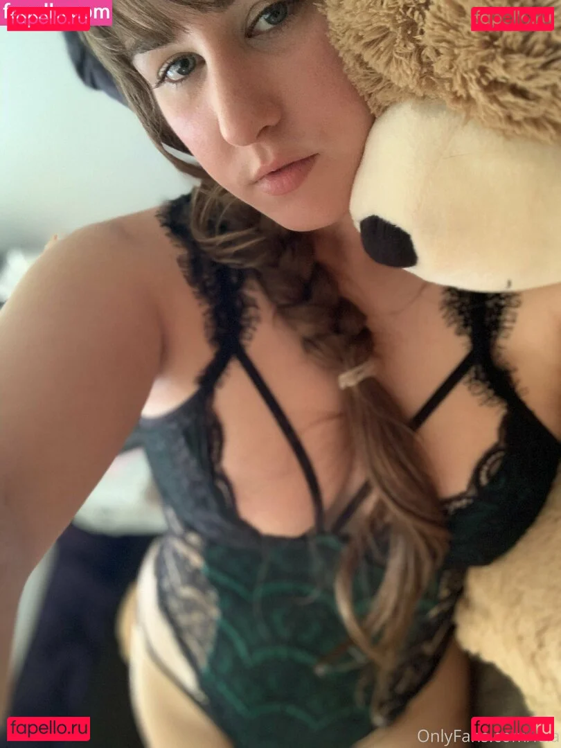 NSFWLeia Onlyfans Photo Gallery 