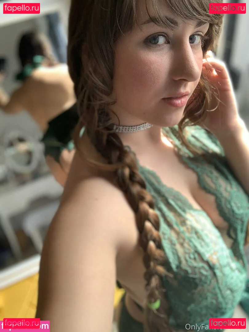 NSFWLeia Onlyfans Photo Gallery 