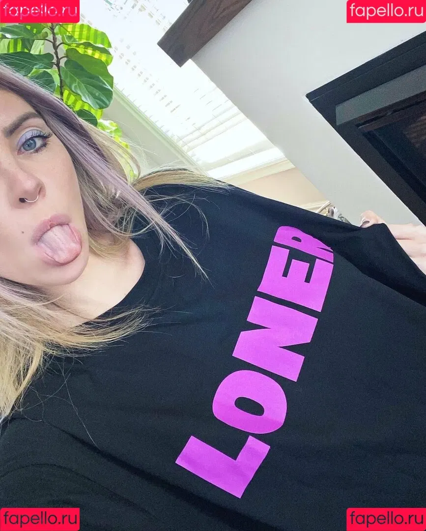 Alison Wonderland Onlyfans Photo Gallery 