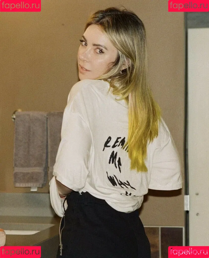 Alison Wonderland Onlyfans Photo Gallery 