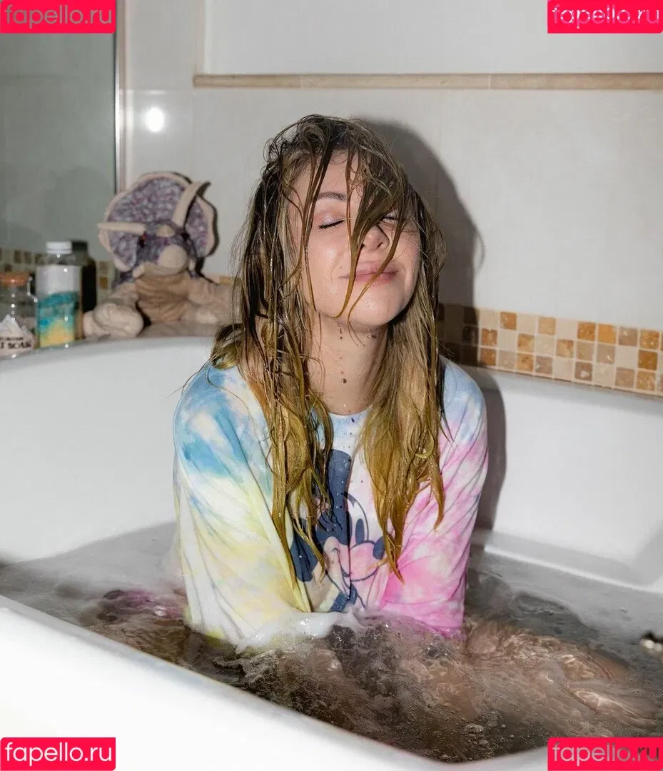 Alison Wonderland Onlyfans Photo Gallery 