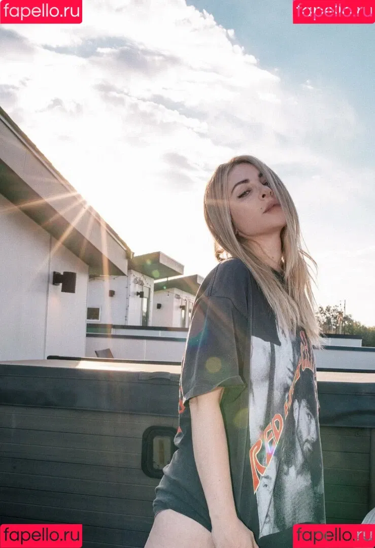 Alison Wonderland Onlyfans Photo Gallery 