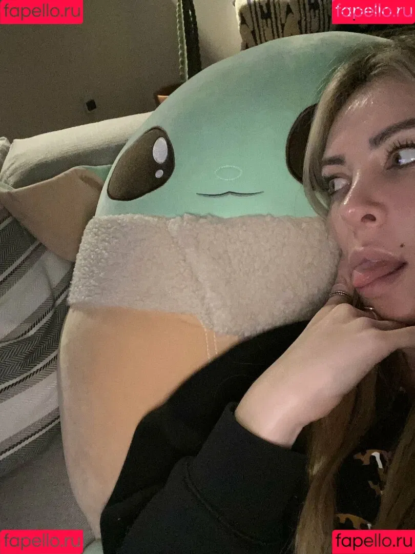 Alison Wonderland Onlyfans Photo Gallery 