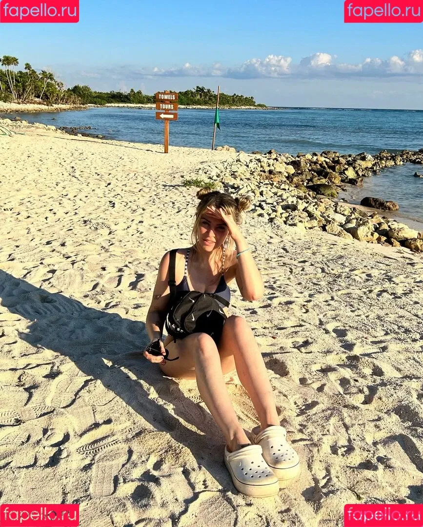 Alison Wonderland Onlyfans Photo Gallery 