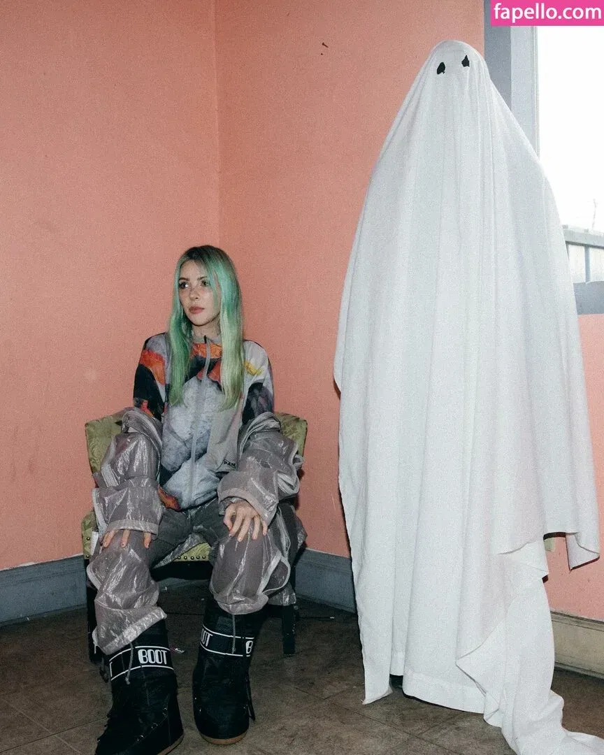 Alison Wonderland Onlyfans Photo Gallery 