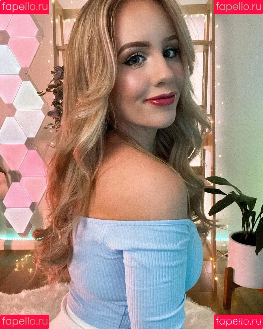 Nalopia Onlyfans Photo Gallery 