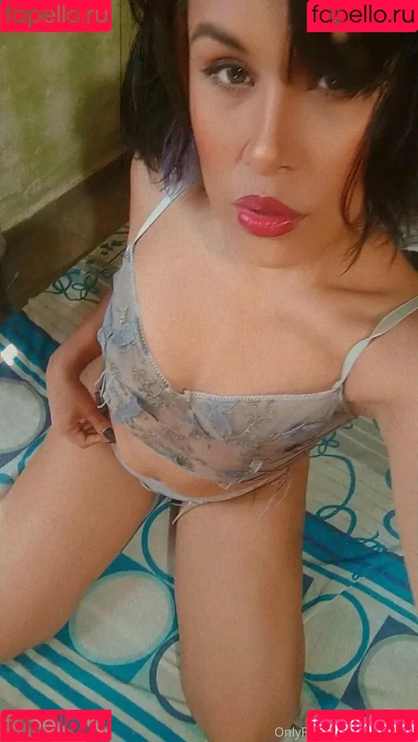 alheelove Onlyfans Photo Gallery 
