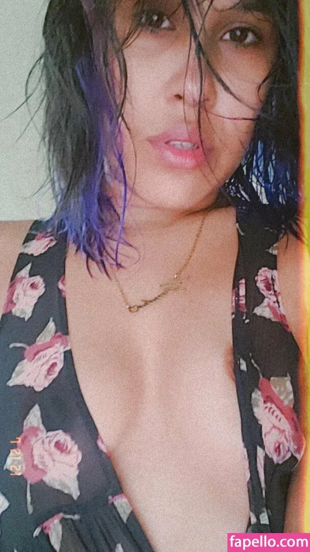 alheelove Onlyfans Photo Gallery 