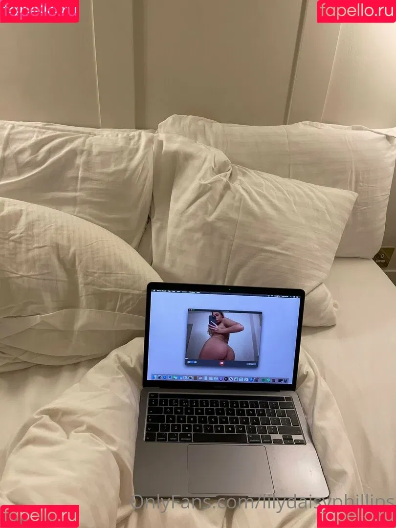 lilydaisyphillips Onlyfans Photo Gallery 