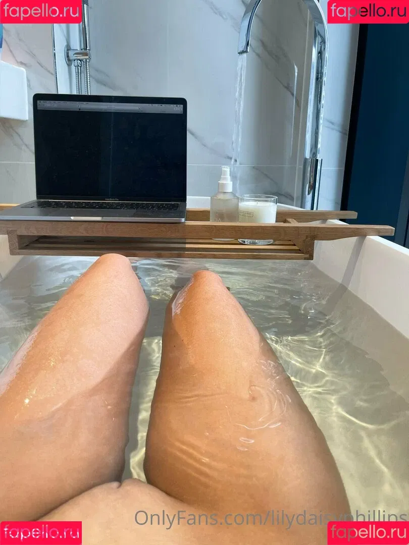 lilydaisyphillips Onlyfans Photo Gallery 