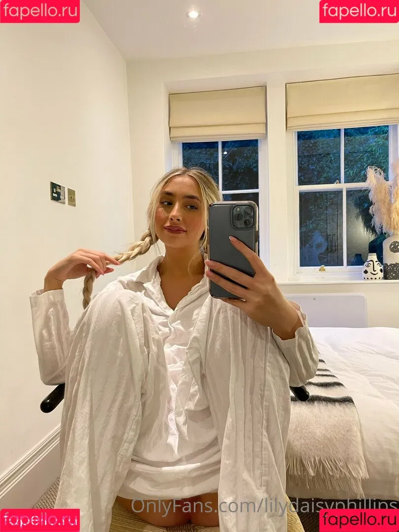 lilydaisyphillips Onlyfans Photo Gallery 