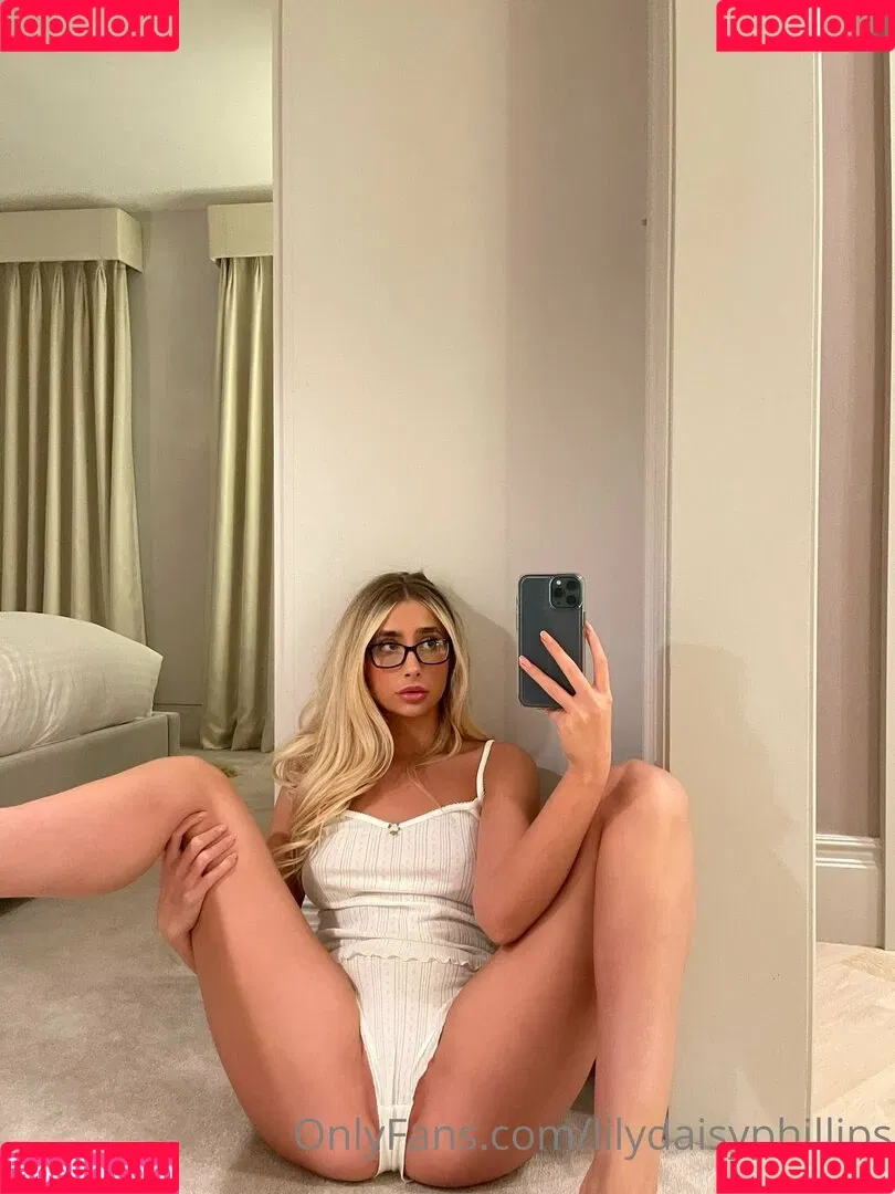 lilydaisyphillips Onlyfans Photo Gallery 