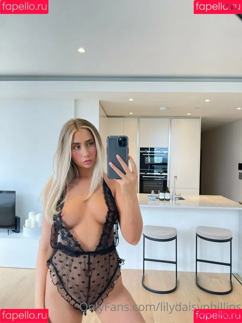 lilydaisyphillips Onlyfans Photo Gallery 