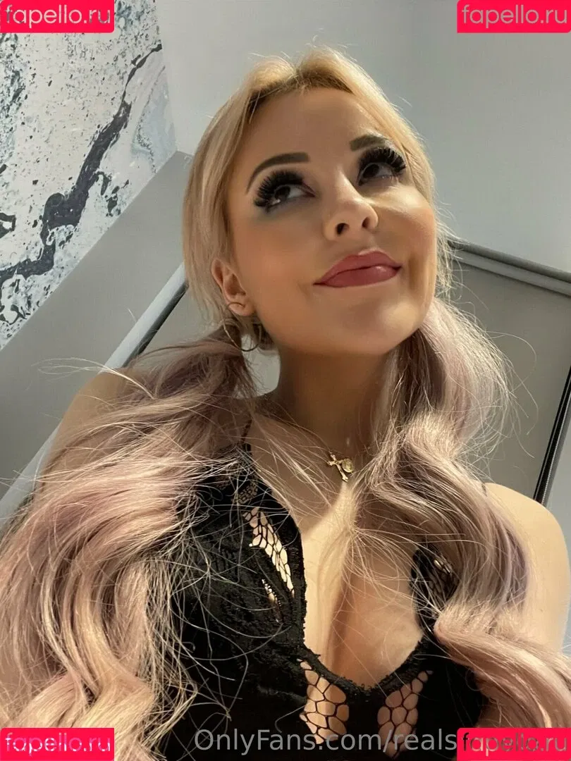realsindyday Onlyfans Photo Gallery 