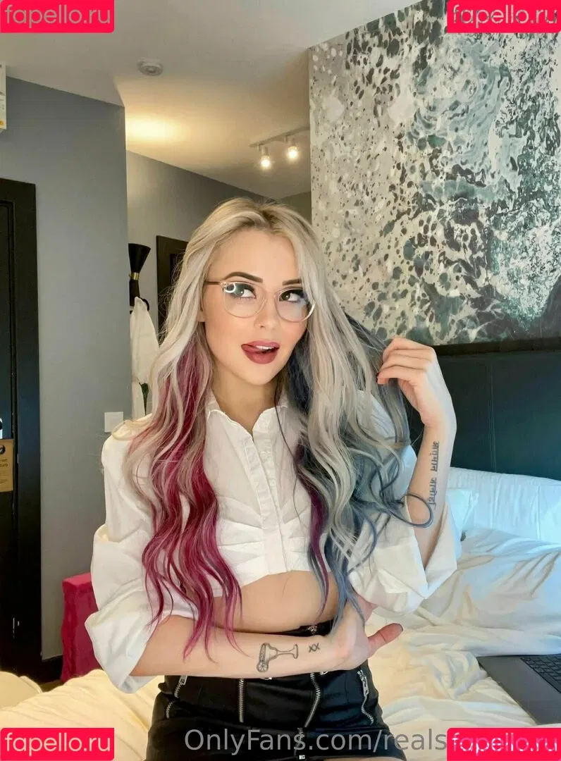 realsindyday Onlyfans Photo Gallery 