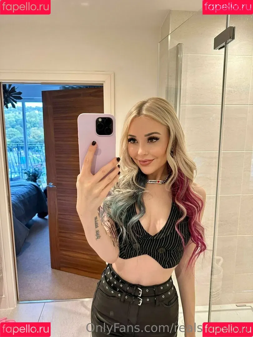 realsindyday Onlyfans Photo Gallery 