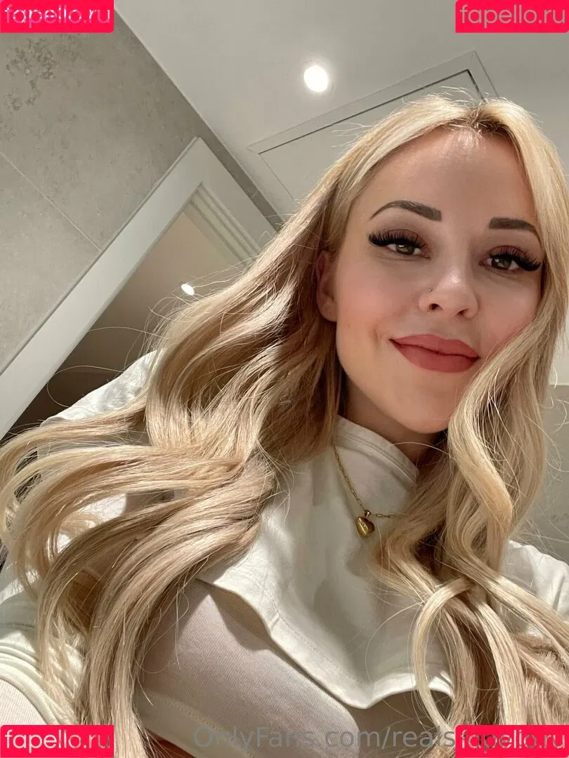 realsindyday Onlyfans Photo Gallery 