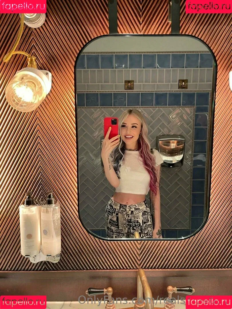 realsindyday Onlyfans Photo Gallery 