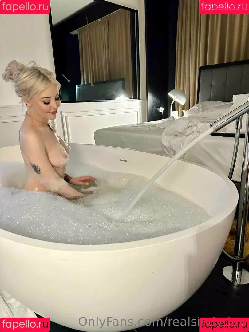 realsindyday Onlyfans Photo Gallery 