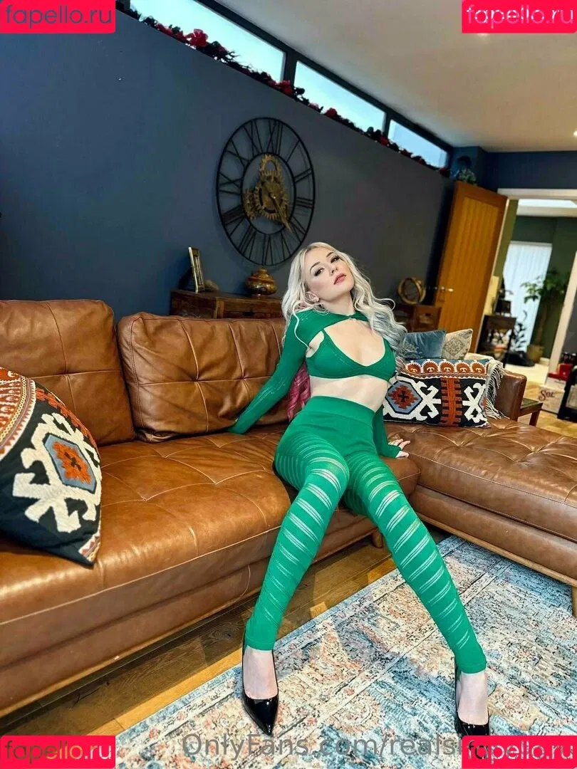 realsindyday Onlyfans Photo Gallery 