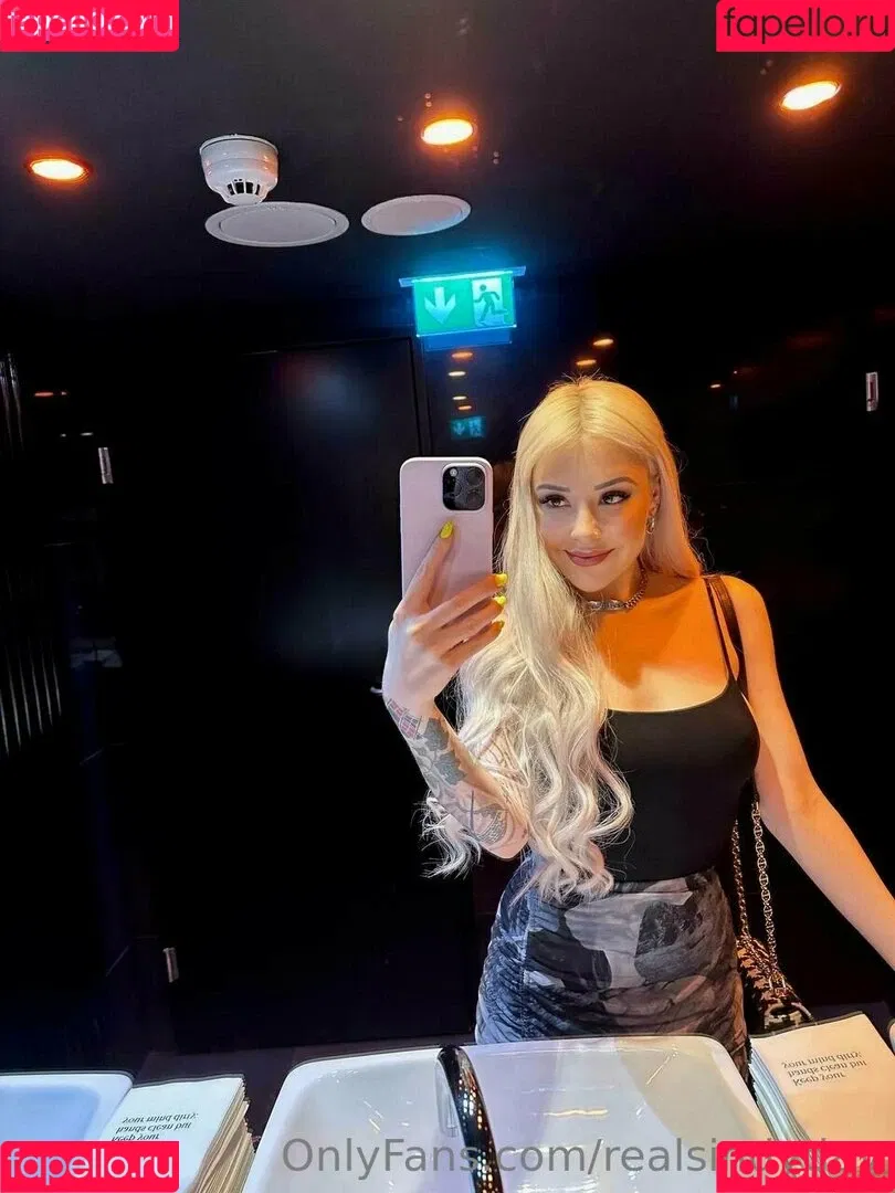 realsindyday Onlyfans Photo Gallery 