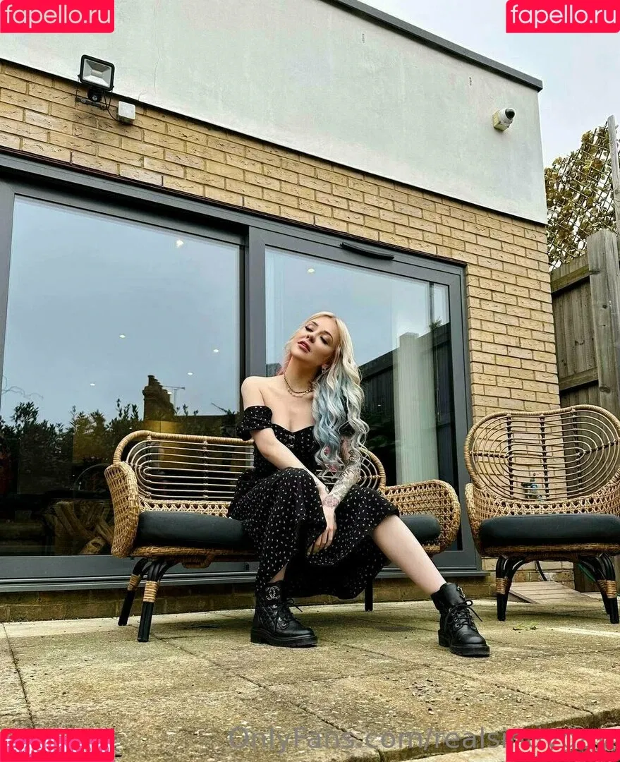 realsindyday Onlyfans Photo Gallery 