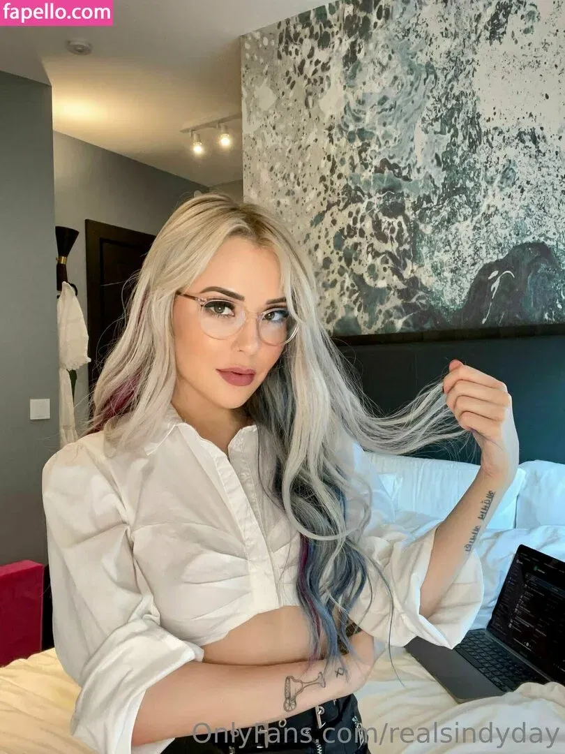 realsindyday Onlyfans Photo Gallery 