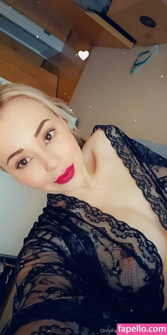 realsindyday Onlyfans Photo Gallery 