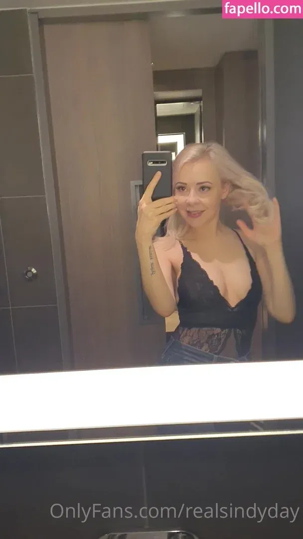 realsindyday Onlyfans Photo Gallery 