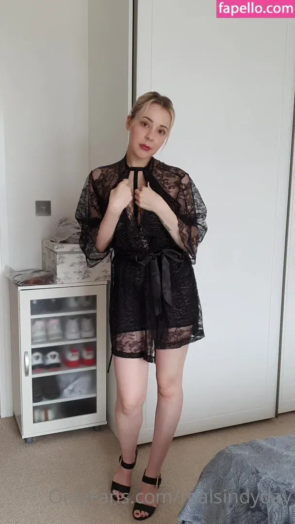 realsindyday Onlyfans Photo Gallery 
