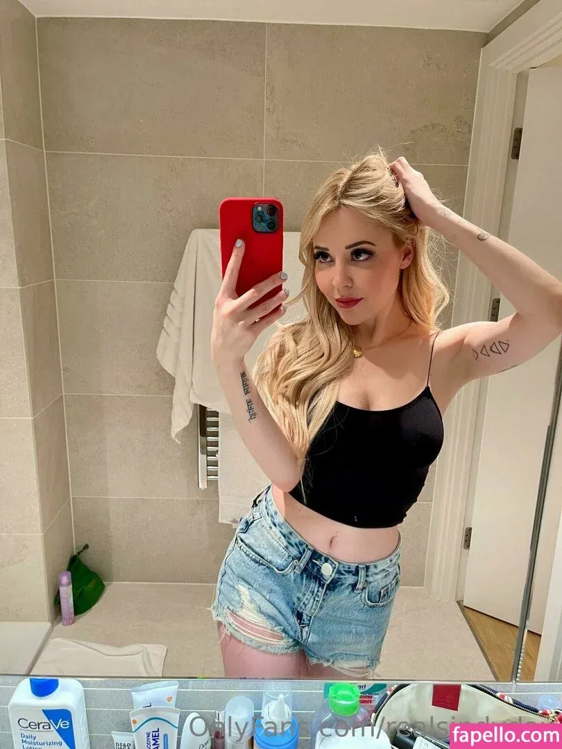 realsindyday Onlyfans Photo Gallery 