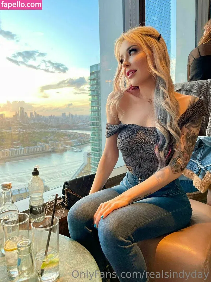 realsindyday Onlyfans Photo Gallery 