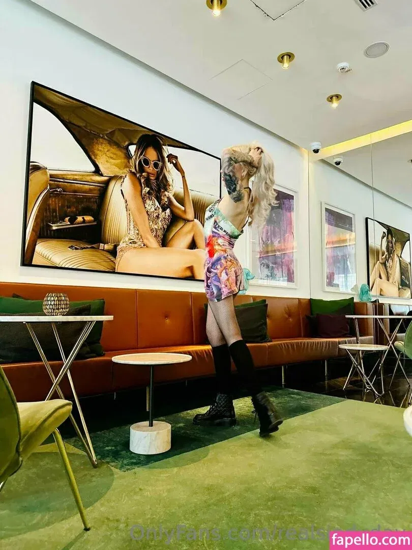 realsindyday Onlyfans Photo Gallery 