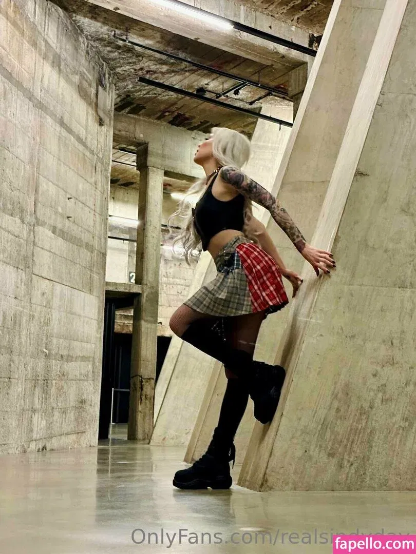 realsindyday Onlyfans Photo Gallery 