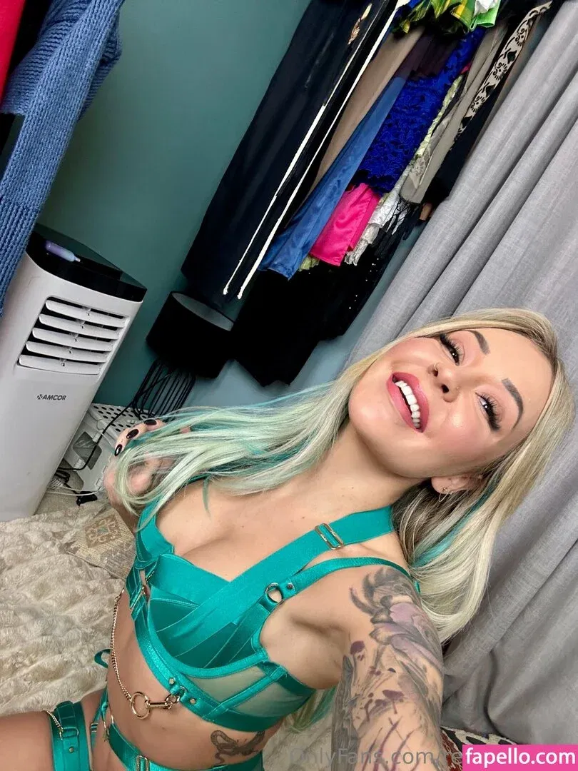 realsindyday Onlyfans Photo Gallery 