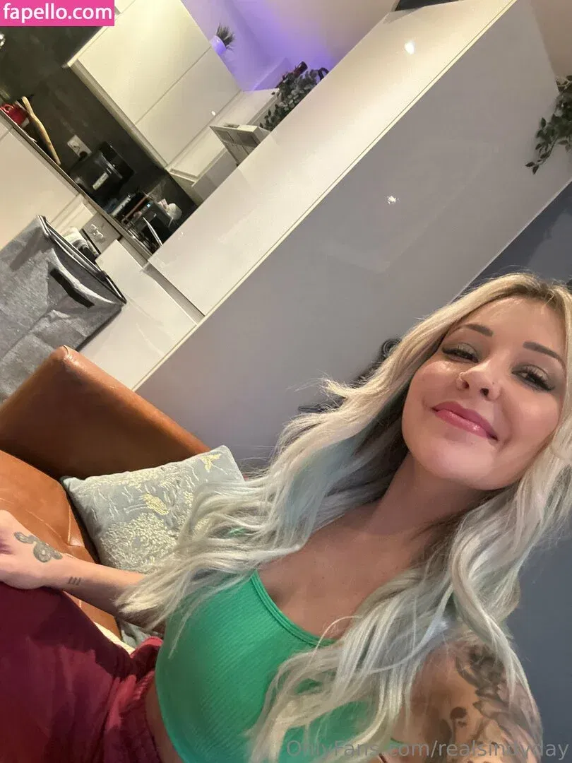 realsindyday Onlyfans Photo Gallery 