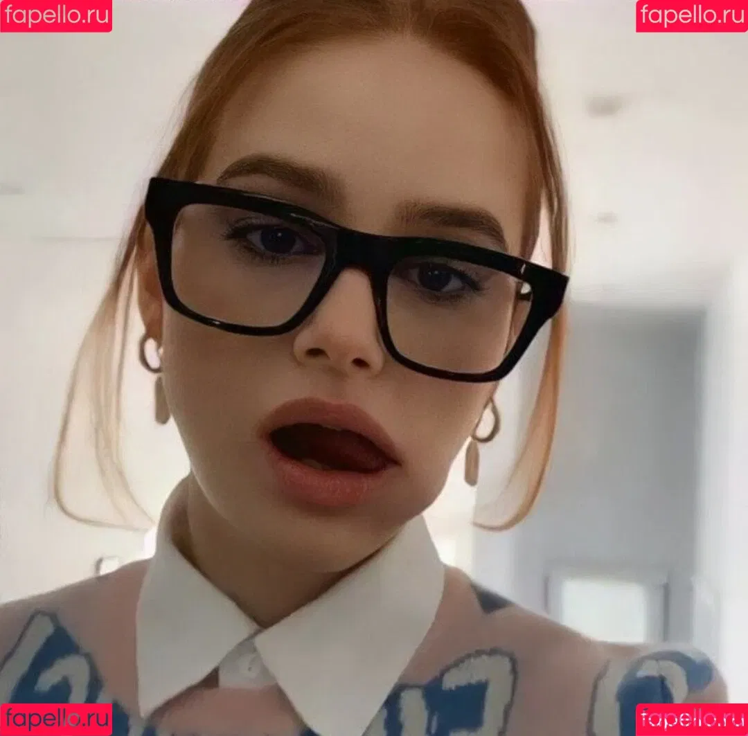 Madelaine Petsch Onlyfans Photo Gallery 