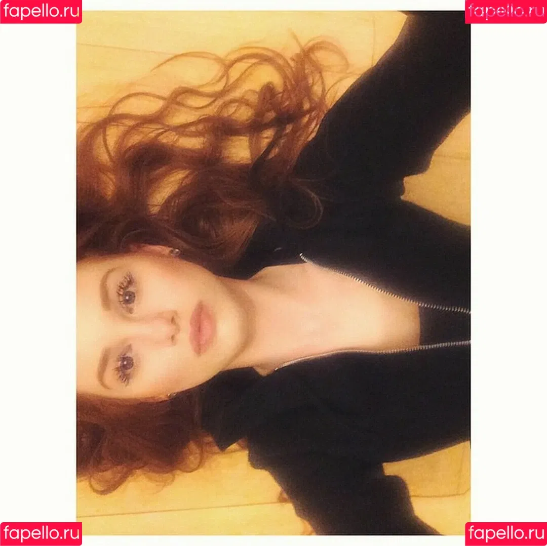 Madelaine Petsch Onlyfans Photo Gallery 