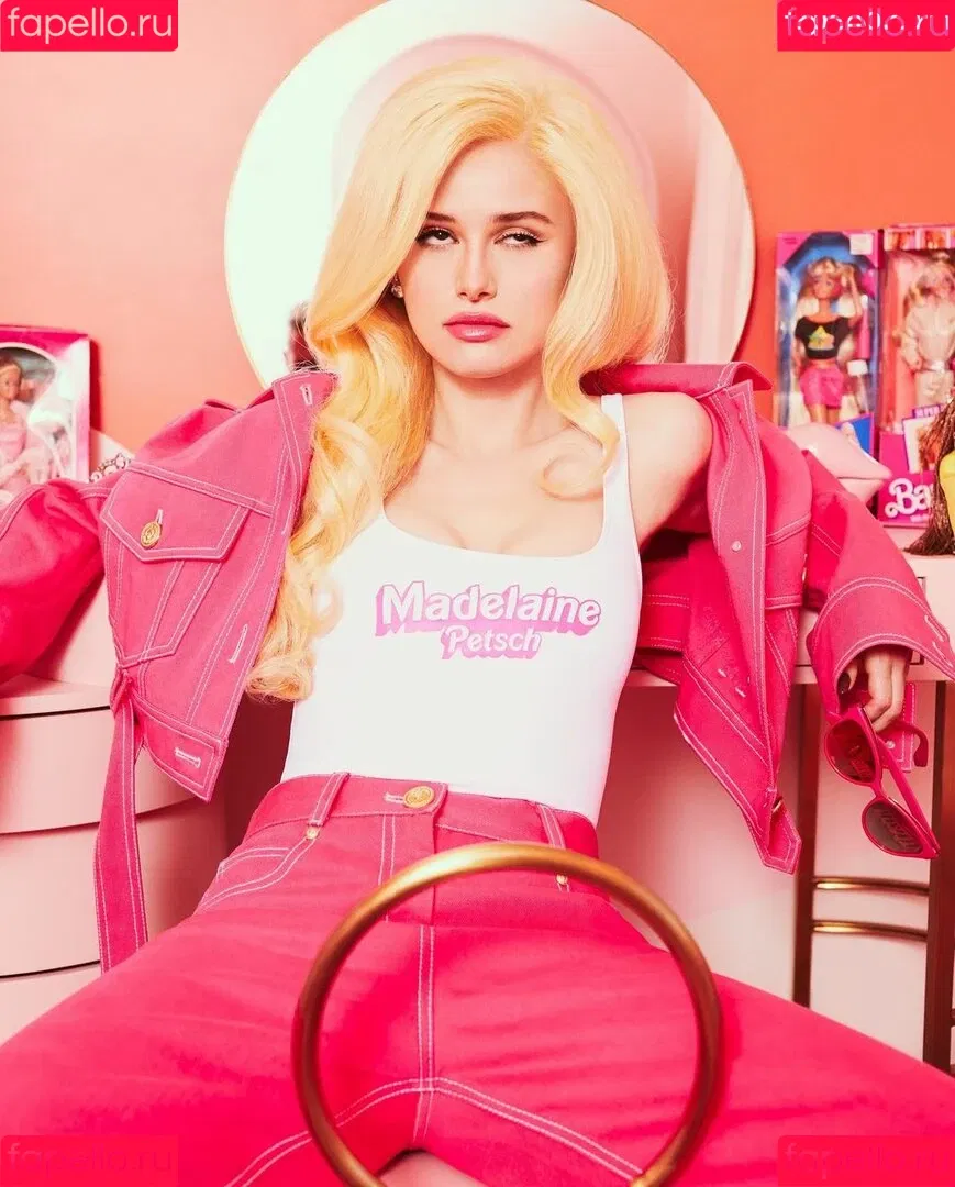 Madelaine Petsch Onlyfans Photo Gallery 