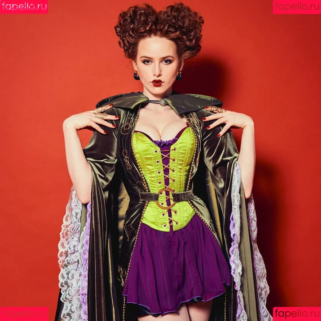 Madelaine Petsch Onlyfans Photo Gallery 