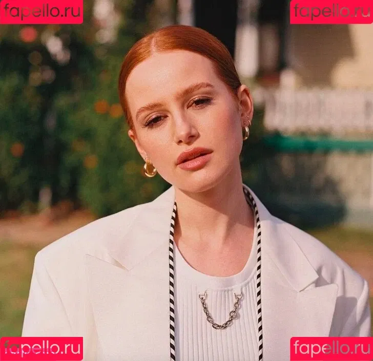 Madelaine Petsch Onlyfans Photo Gallery 
