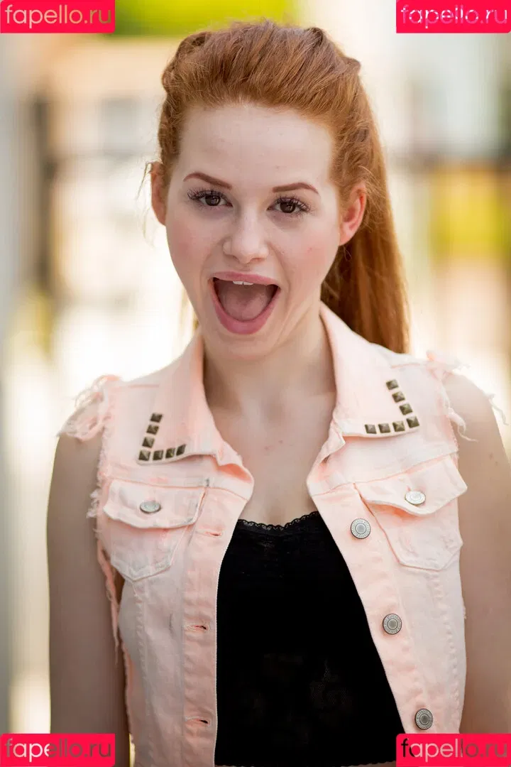 Madelaine Petsch Onlyfans Photo Gallery 