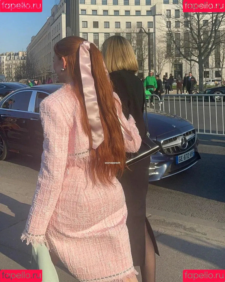 Madelaine Petsch Onlyfans Photo Gallery 