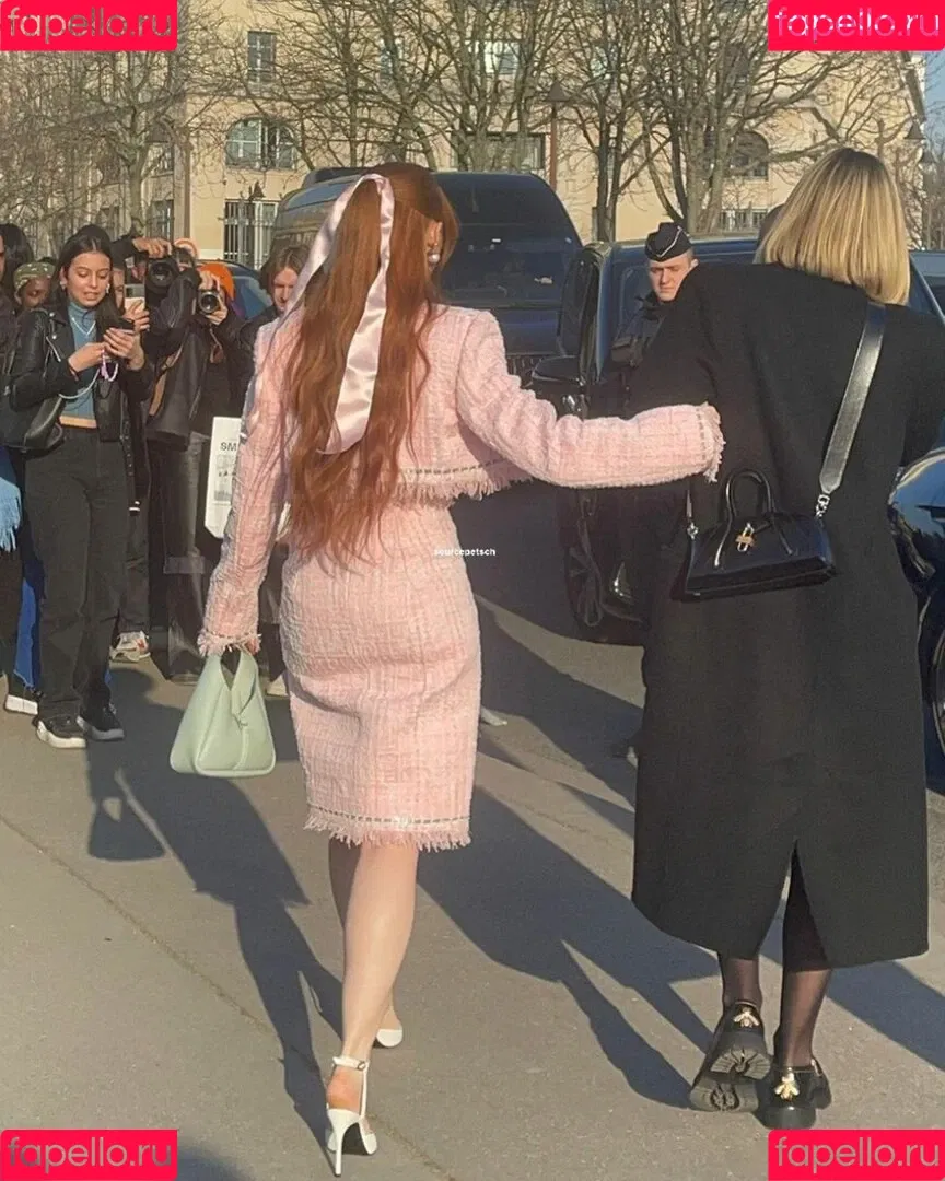Madelaine Petsch Onlyfans Photo Gallery 
