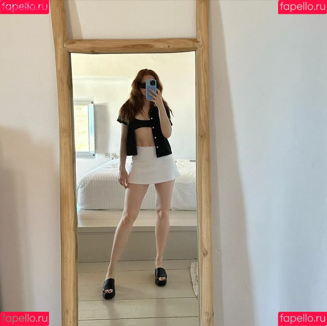 Madelaine Petsch Onlyfans Photo Gallery 