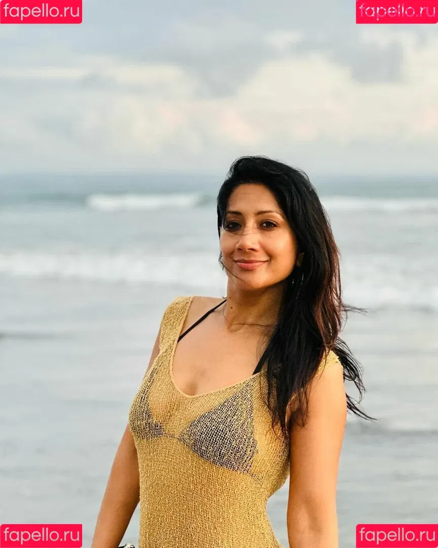 Reshmin Chowdhury Onlyfans Photo Gallery 