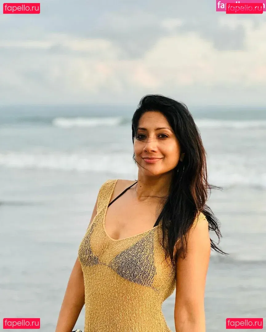 Reshmin Chowdhury Onlyfans Photo Gallery 