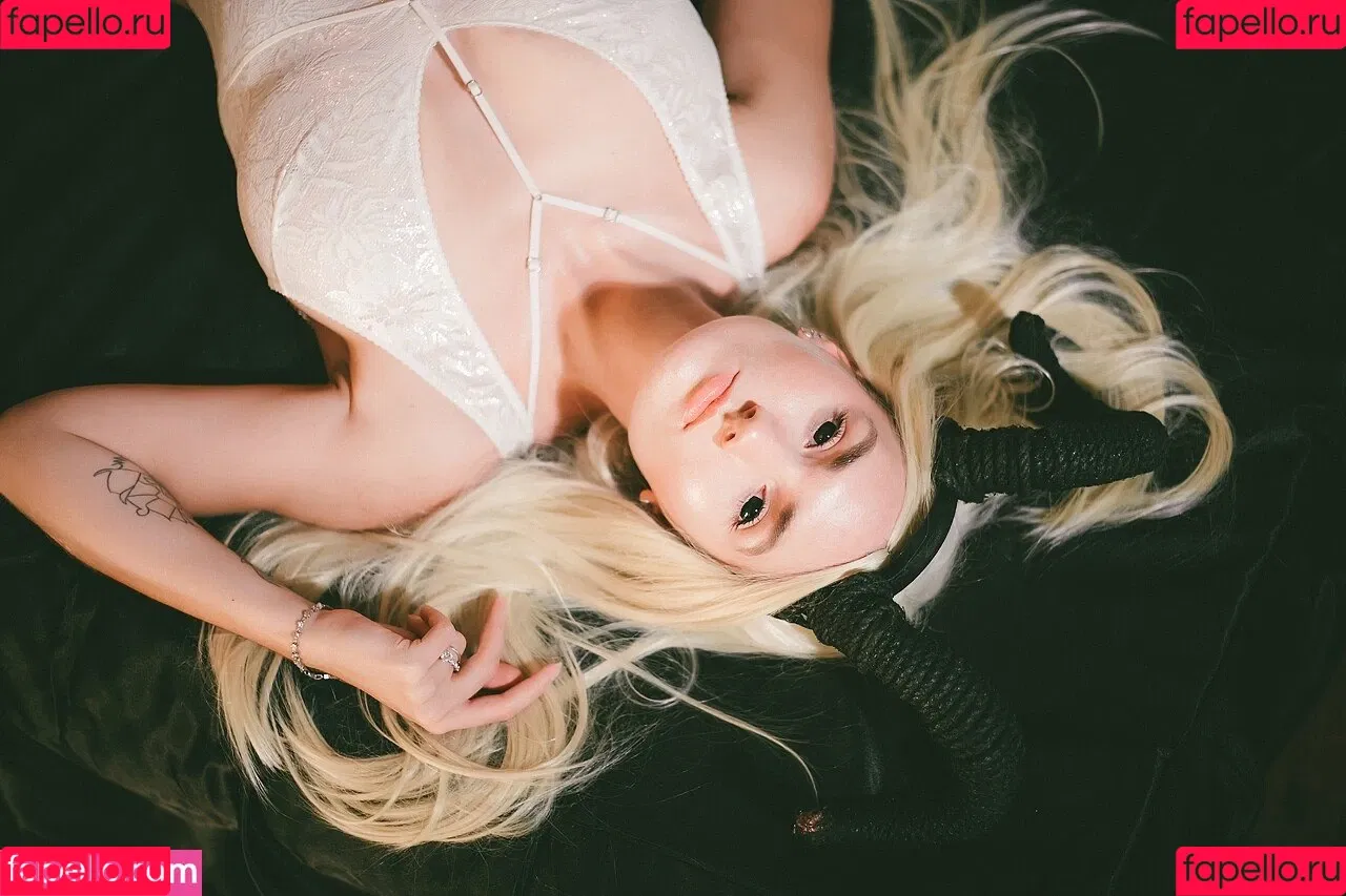 Lyllaangel Onlyfans Photo Gallery 