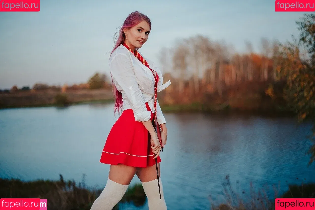 Lyllaangel Onlyfans Photo Gallery 